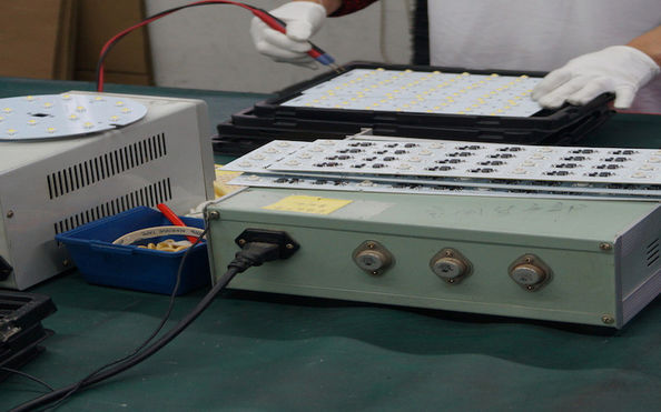 Sunshine Opto-electronics Enterprise Co.,ltd প্রস্তুতকারকের উৎপাদন লাইন