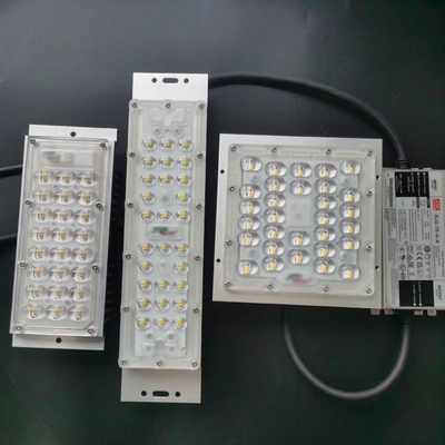 কেনা 50W SMD 5050 LED স্ট্রিট লাইট উপাদান, LED লেন্স 236x70mm 130x130mm অনলাইনে উৎপাদন