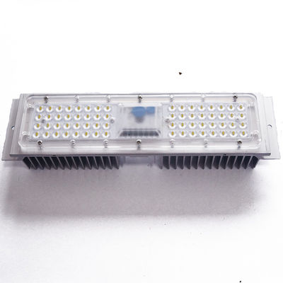 অপটিক্যাল পিসি লেন্স এবং হিট সিঙ্ক সহ AC 220V SMD 3030 LED স্ট্রিট লাইট মডিউল
